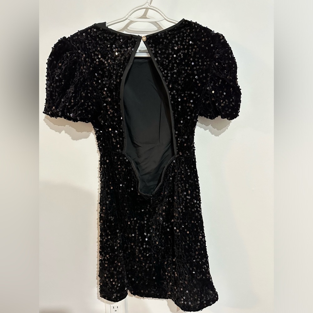 Black dresses - Picture 6 of 7